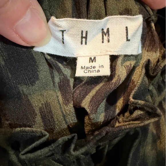 THML Olive Leopard Print Blouse w Tan Embroidered Puff Sleeves Size M - Picture 5 of 10